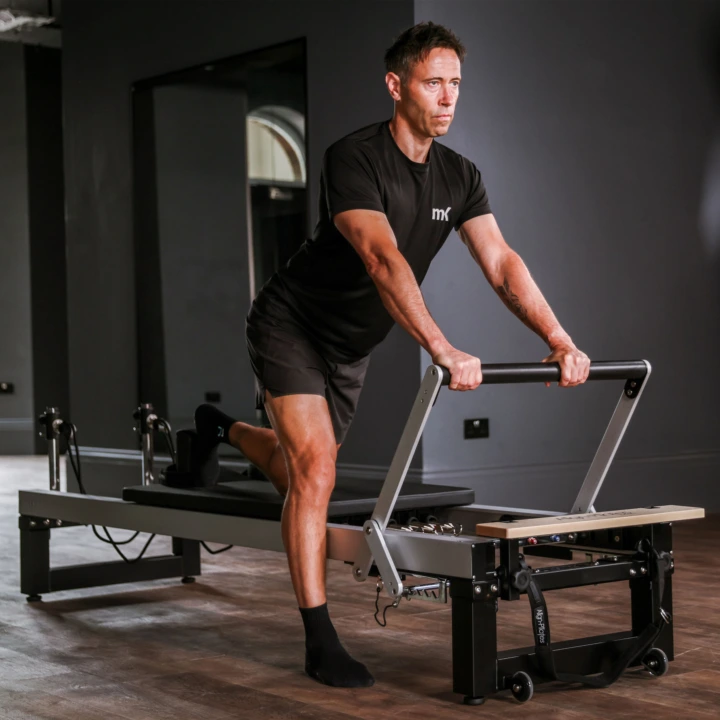 Large Pilates Reformer A8-Pro Align-Pilates
