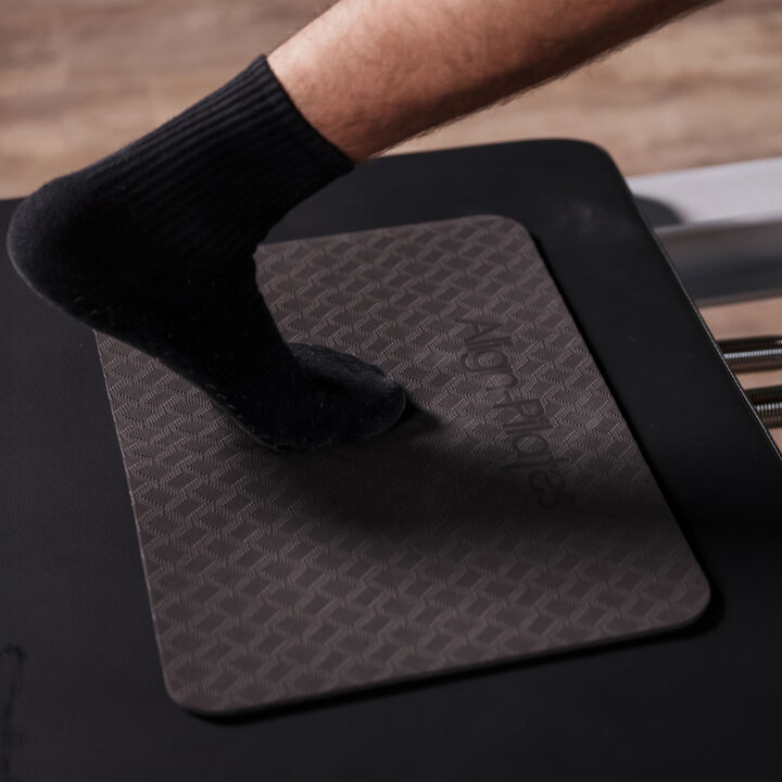 pilates reformer carriage mat black